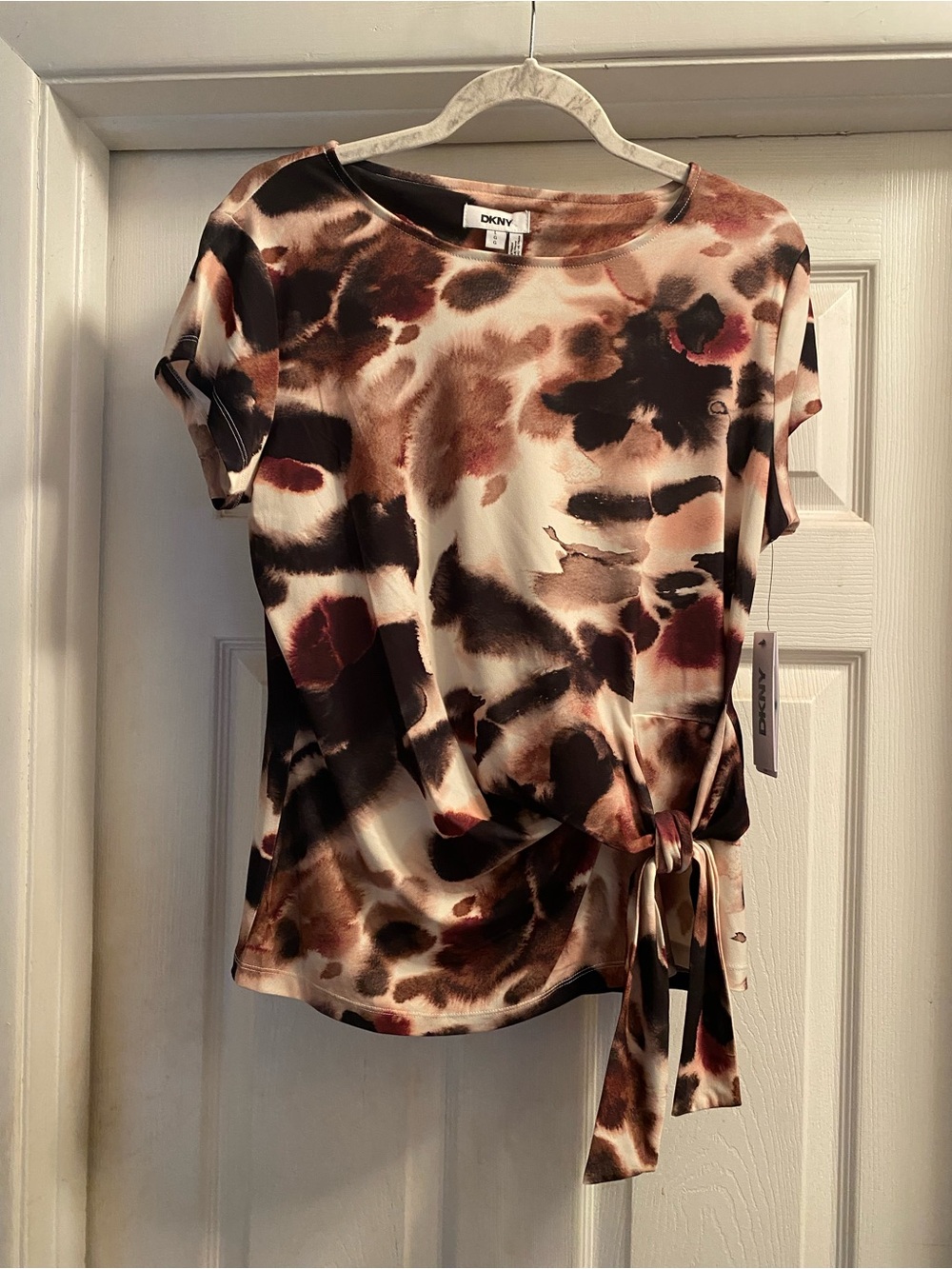 DKNY Brown Multi Abstract Tie-Waist Short Sleeve Top